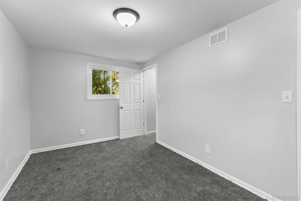 7608 Tulane Street Taylor City, MI 48180