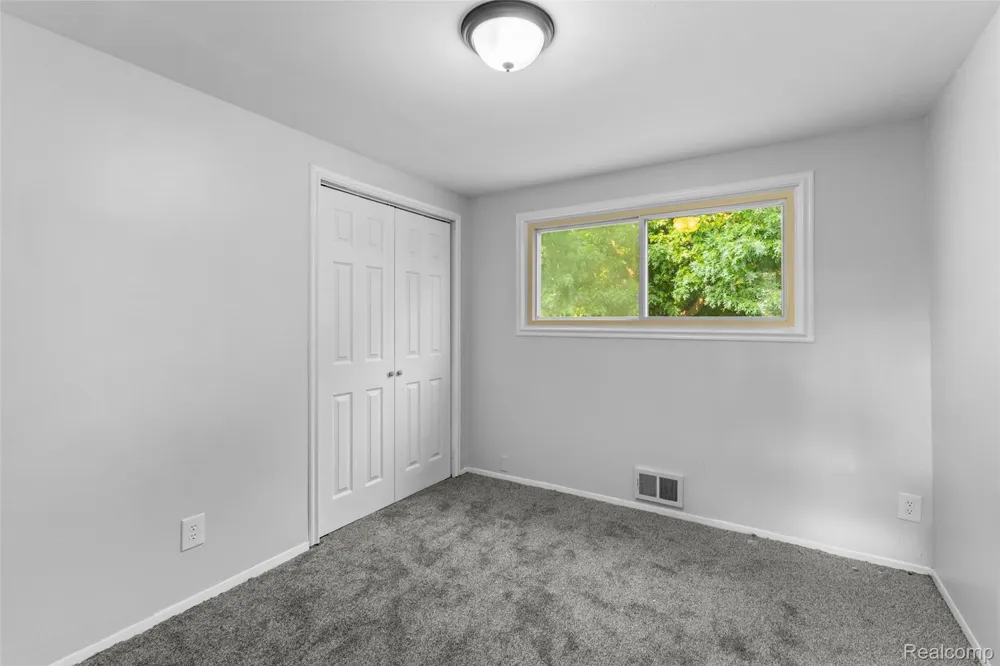 7608 Tulane Street Taylor City, MI 48180