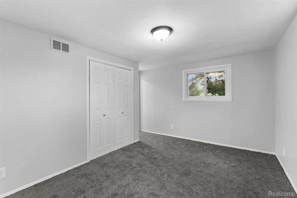 7608 Tulane Street Taylor City, MI 48180