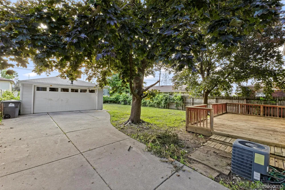 7608 Tulane Street Taylor City, MI 48180