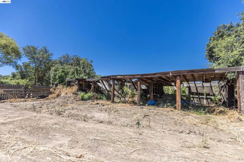 3515 Kellogg Creek Rd Byron, CA 94514