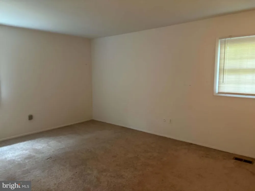 2207 HYSON PLACE Bowie, MD 20716