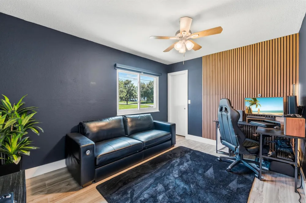 745 21st Street SW Vero Beach, FL 32960