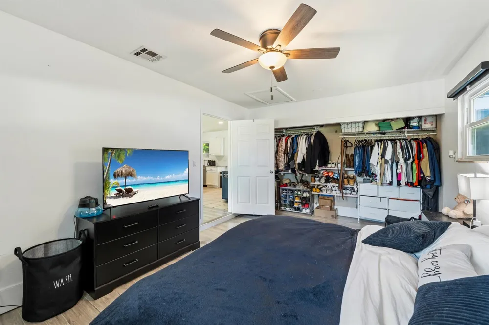 745 21st Street SW Vero Beach, FL 32960