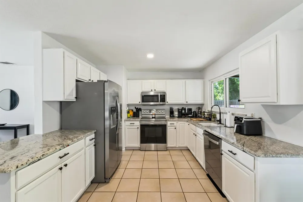 745 21st Street SW Vero Beach, FL 32960