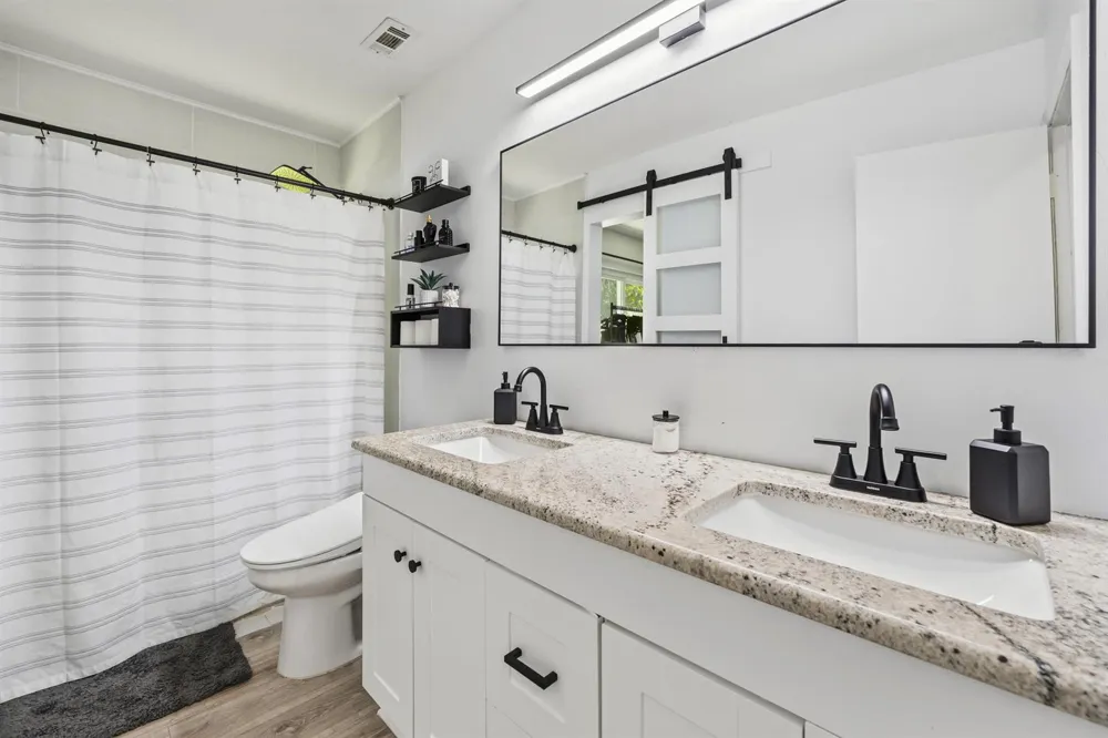 745 21st Street SW Vero Beach, FL 32960