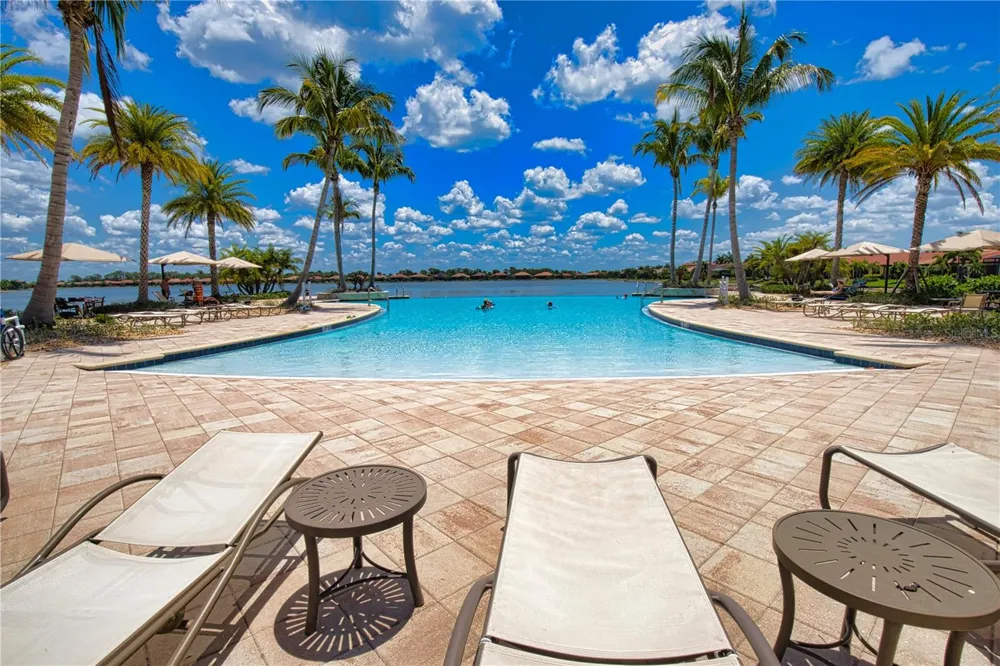 104 VILLORESI BOULEVARD Nokomis, FL 34275