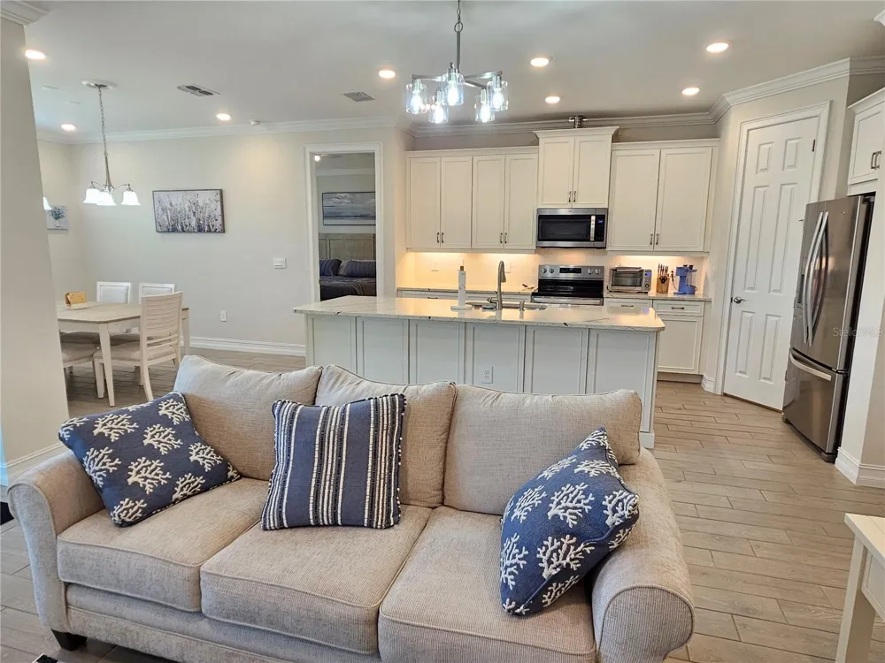 104 VILLORESI BOULEVARD Nokomis, FL 34275