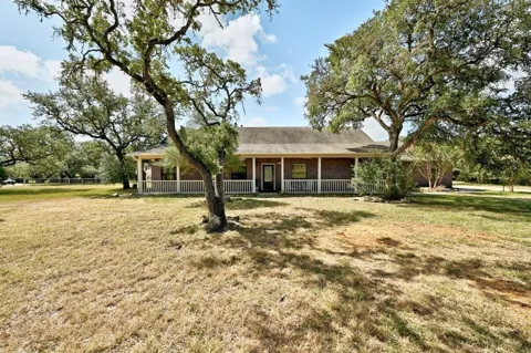 200 Oak Hollow Lane