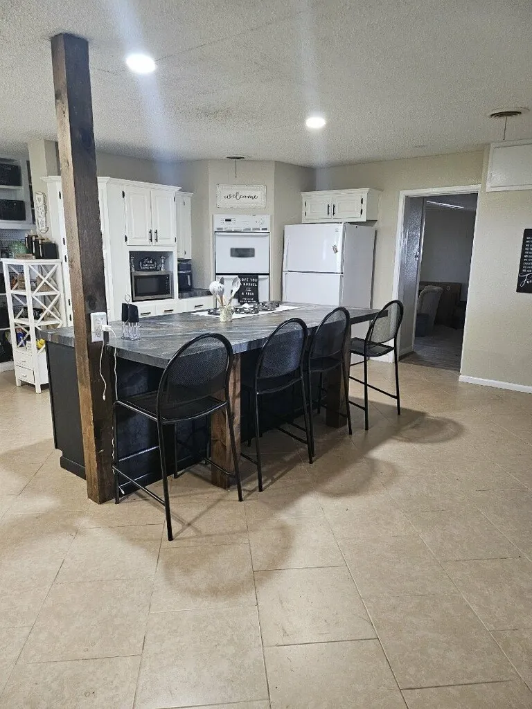 1809 Crowell Highway Quanah, TX 79252