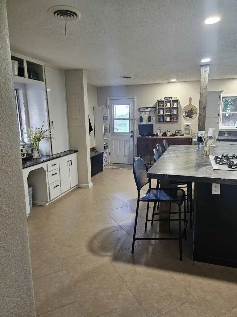 1809 Crowell Highway Quanah, TX 79252