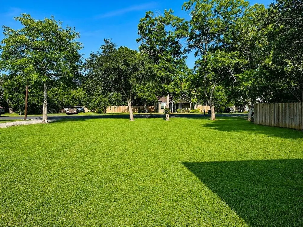 North Summit Street Weimar, TX 78962