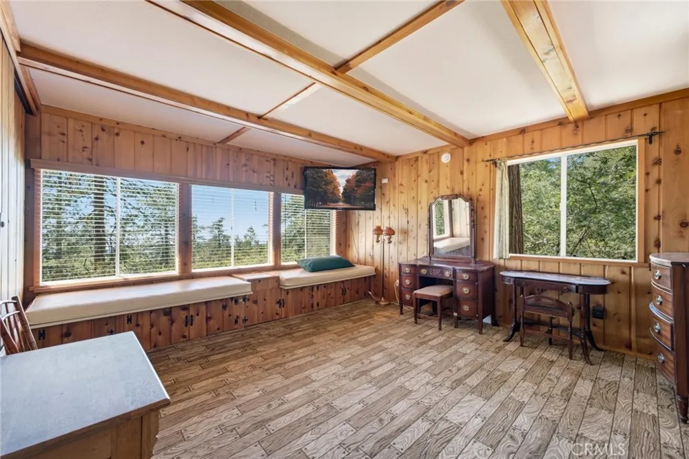 24759 Schaffer Drive Idyllwild, CA 92549