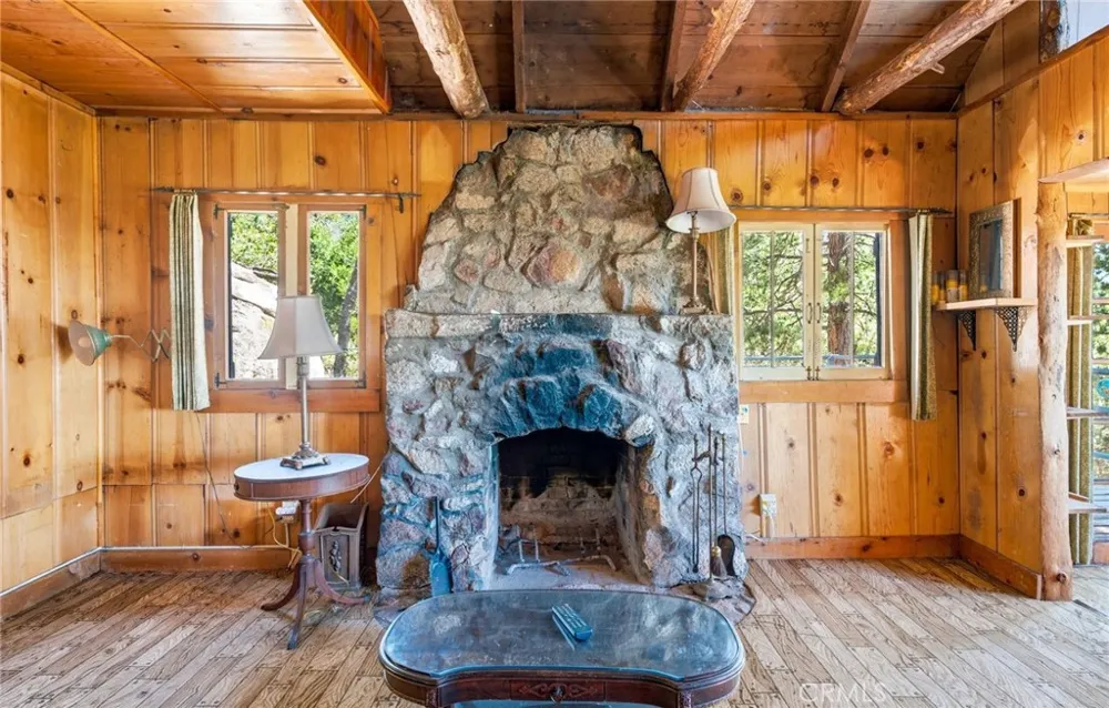 24759 Schaffer Drive Idyllwild, CA 92549