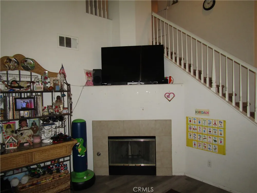 15248 Sunray Court Victorville, CA 92394