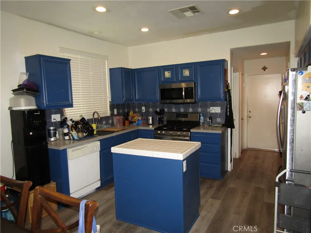 15248 Sunray Court Victorville, CA 92394