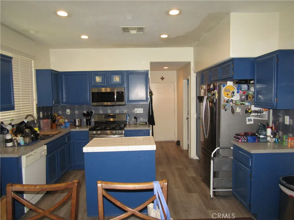 15248 Sunray Court Victorville, CA 92394