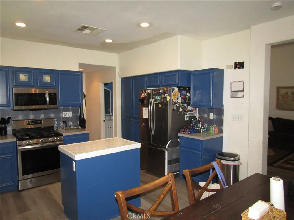 15248 Sunray Court Victorville, CA 92394