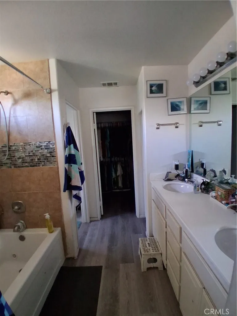 15248 Sunray Court Victorville, CA 92394