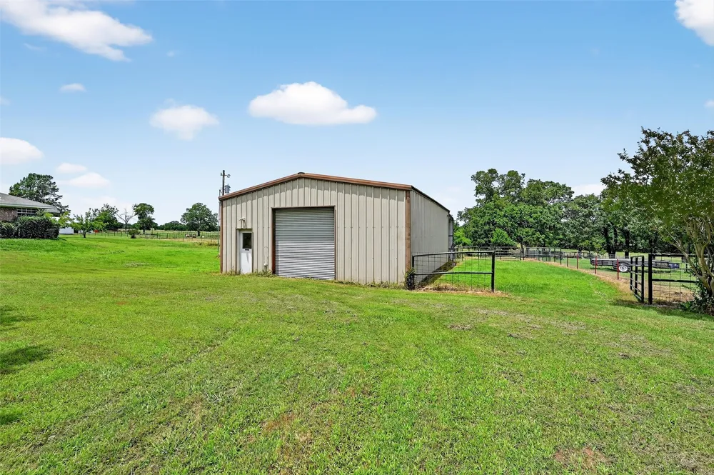 929 County Line Church Road Whitesboro, TX 76273