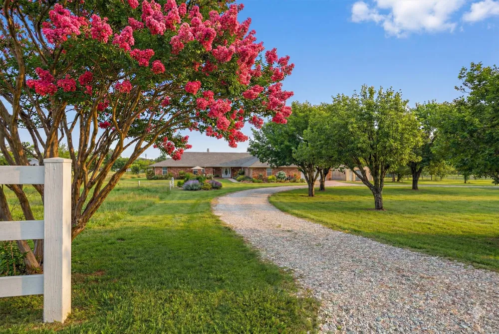 929 County Line Church Road Whitesboro, TX 76273