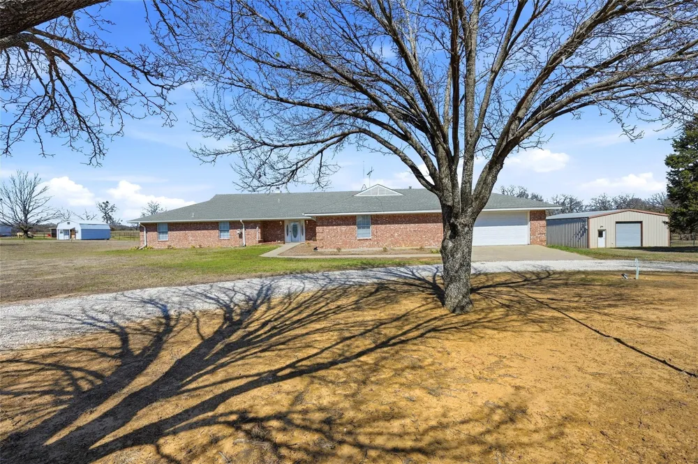 929 County Line Church Road Whitesboro, TX 76273