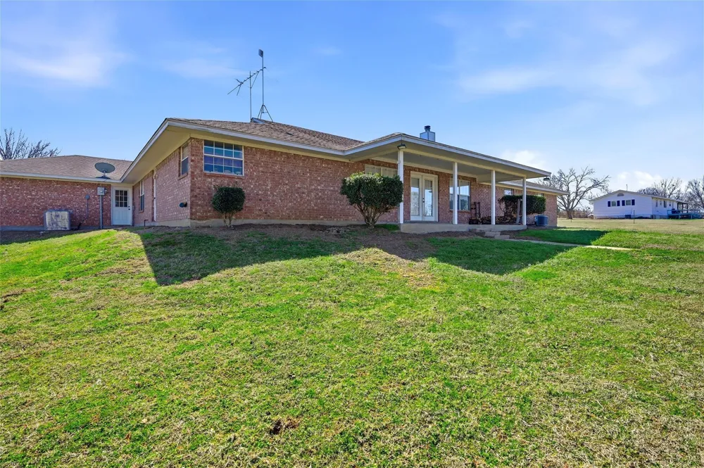 929 County Line Church Road Whitesboro, TX 76273