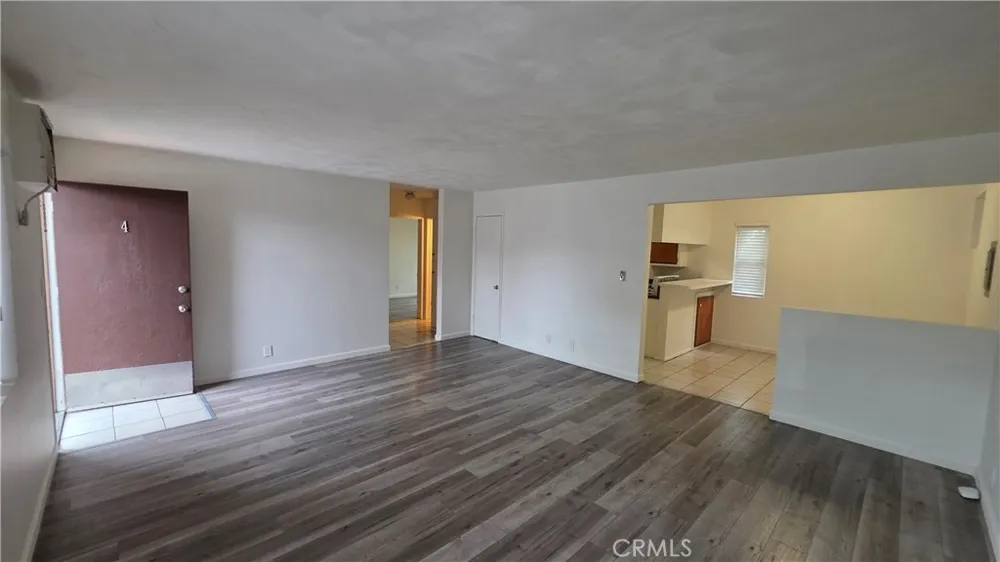 6471 Western #4 Buena Park, CA 90621