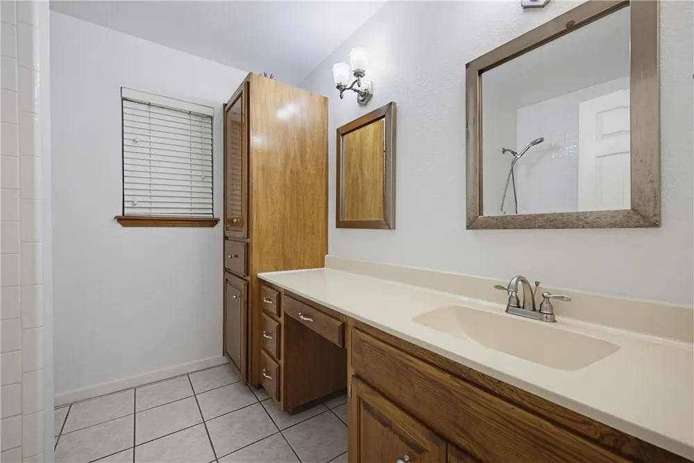 7401 Venice Drive Corpus Christi, TX 78413