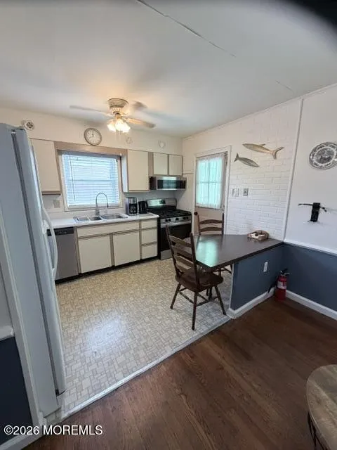 621 Essex Avenue Spring Lake Heights, NJ 07762