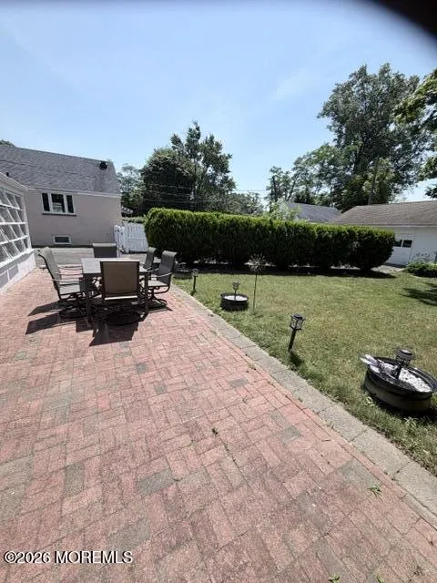 621 Essex Avenue Spring Lake Heights, NJ 07762