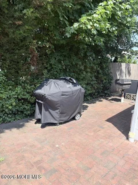 621 Essex Avenue Spring Lake Heights, NJ 07762