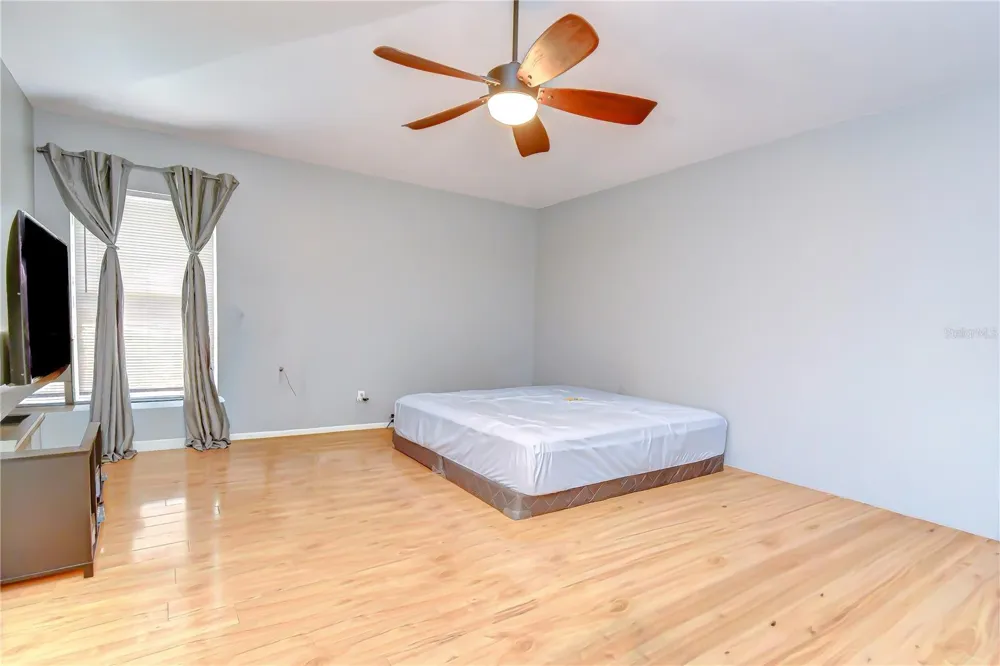 4822 PORTOBELLO CIRCLE Valrico, FL 33596