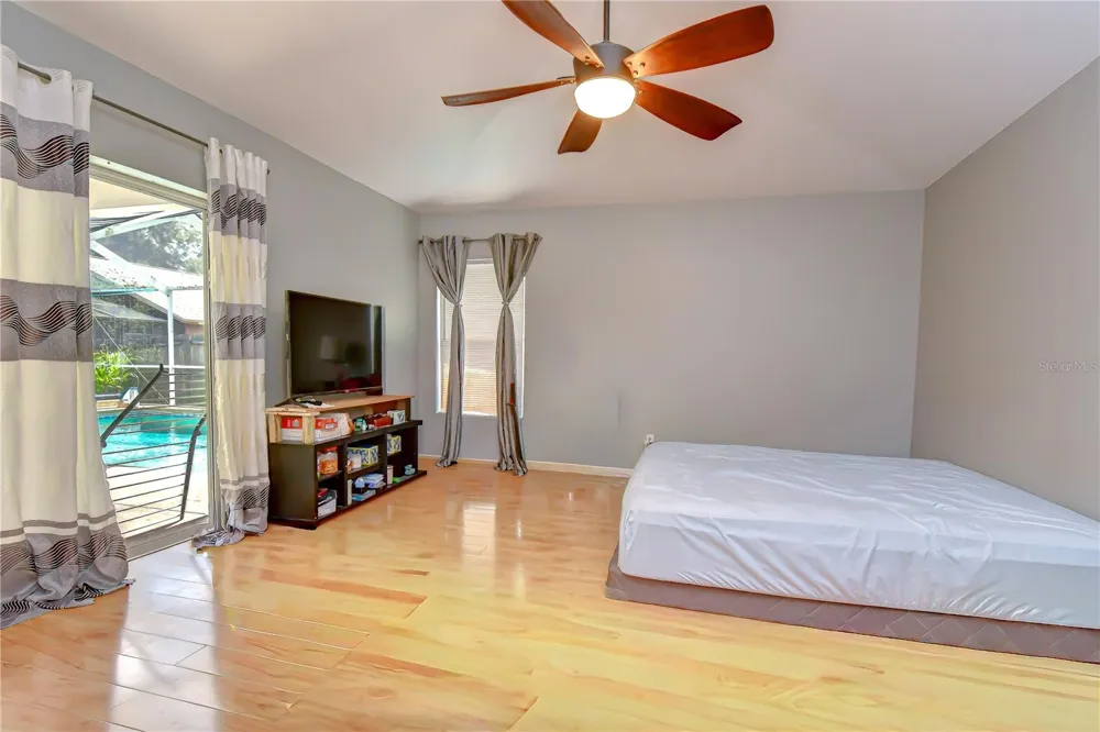 4822 PORTOBELLO CIRCLE Valrico, FL 33596