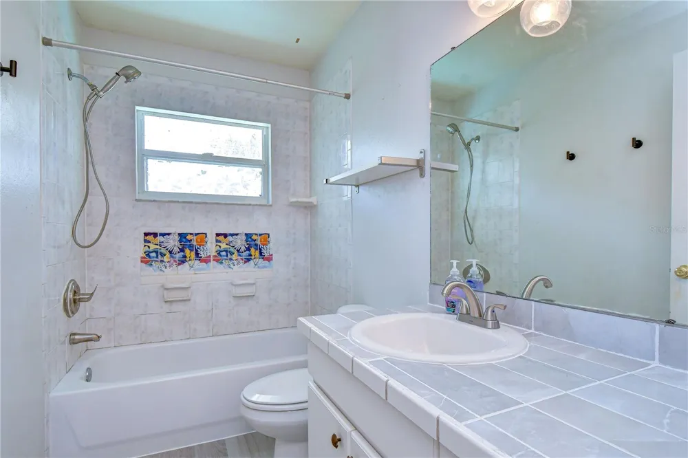 4822 PORTOBELLO CIRCLE Valrico, FL 33596