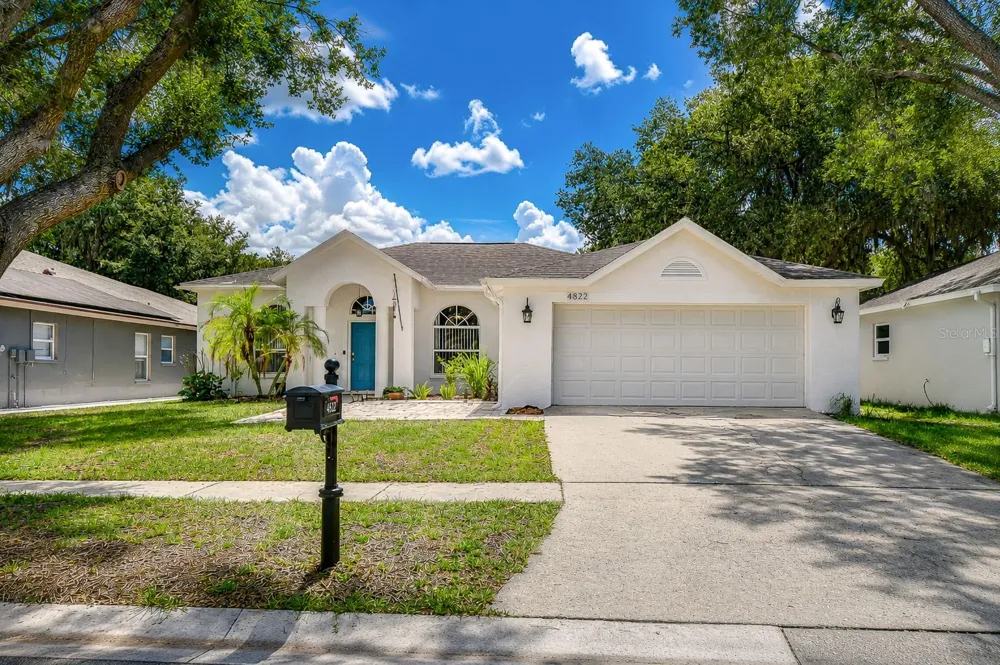 4822 PORTOBELLO CIRCLE Valrico, FL 33596