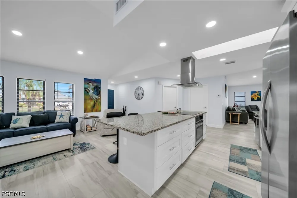 Rotonda Circle Rotonda West, FL 33947