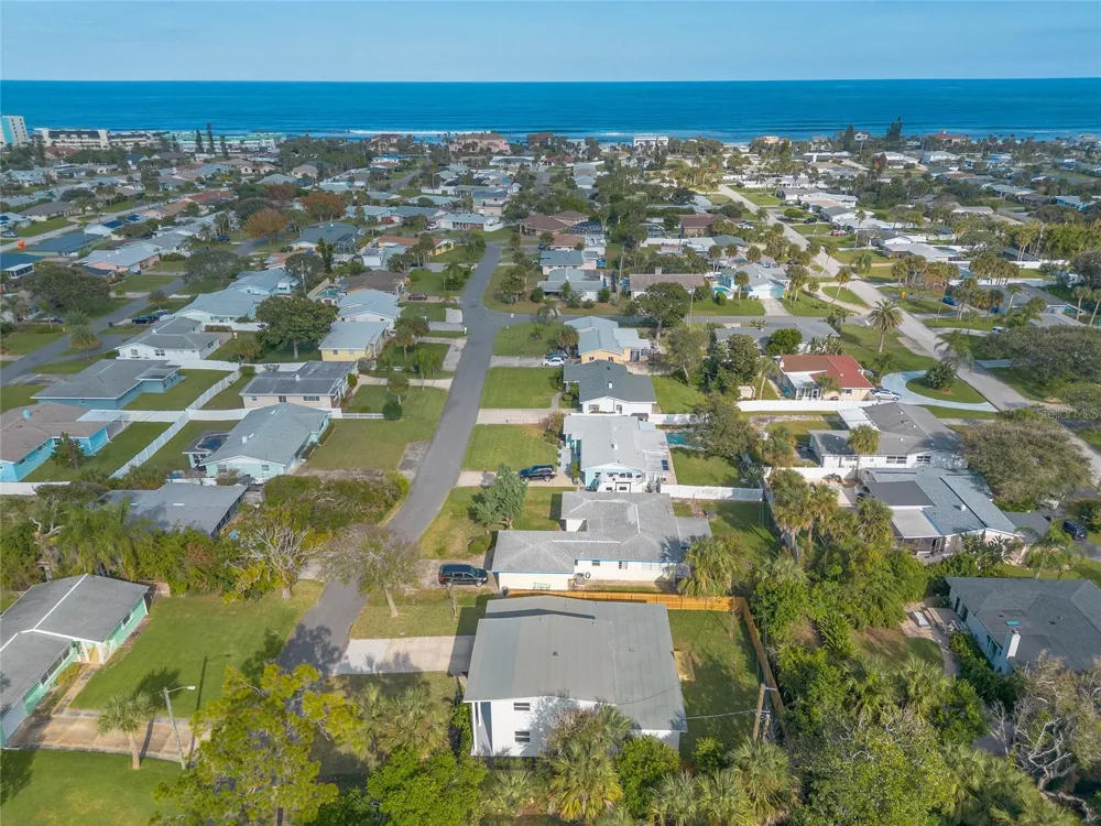 82 RAY MAR DRIVE Ormond Beach, FL 32176