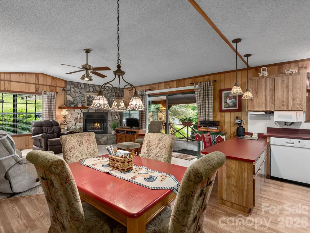 85 Hillcrest Road Maggie Valley, NC 28751