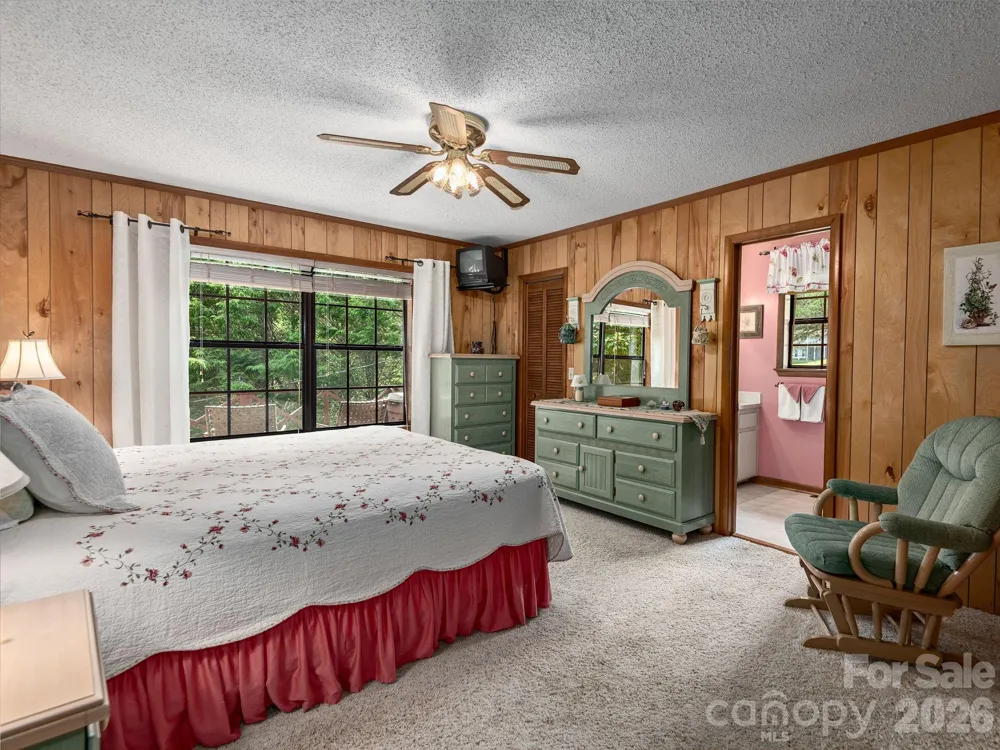 85 Hillcrest Road Maggie Valley, NC 28751