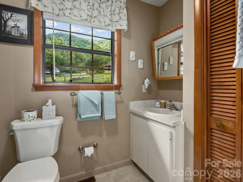 85 Hillcrest Road Maggie Valley, NC 28751