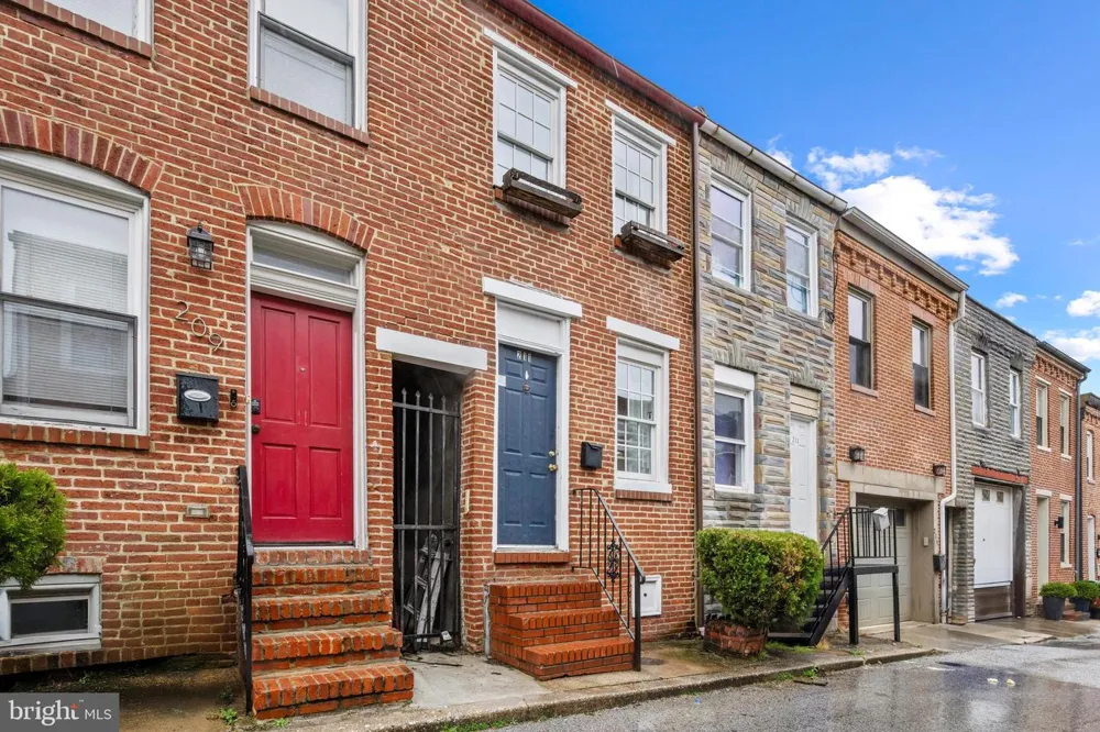 211 S MADEIRA STREET Baltimore, MD 21231