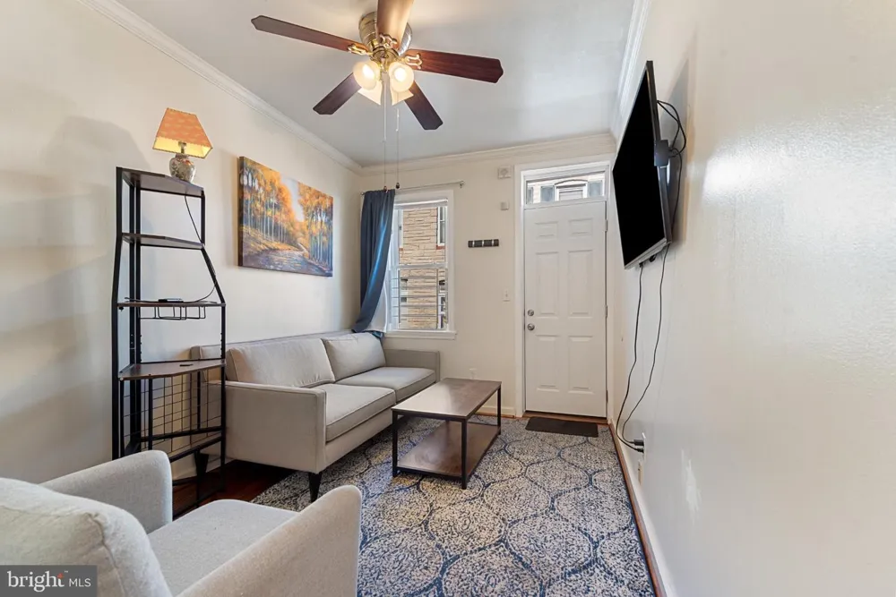211 S MADEIRA STREET Baltimore, MD 21231