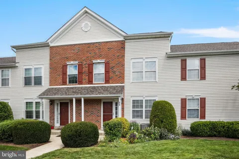 618 SONGBIRD COURT #177
