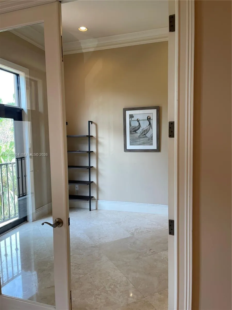 6230 Paradise Point Dr #6230 Palmetto Bay, FL 33157