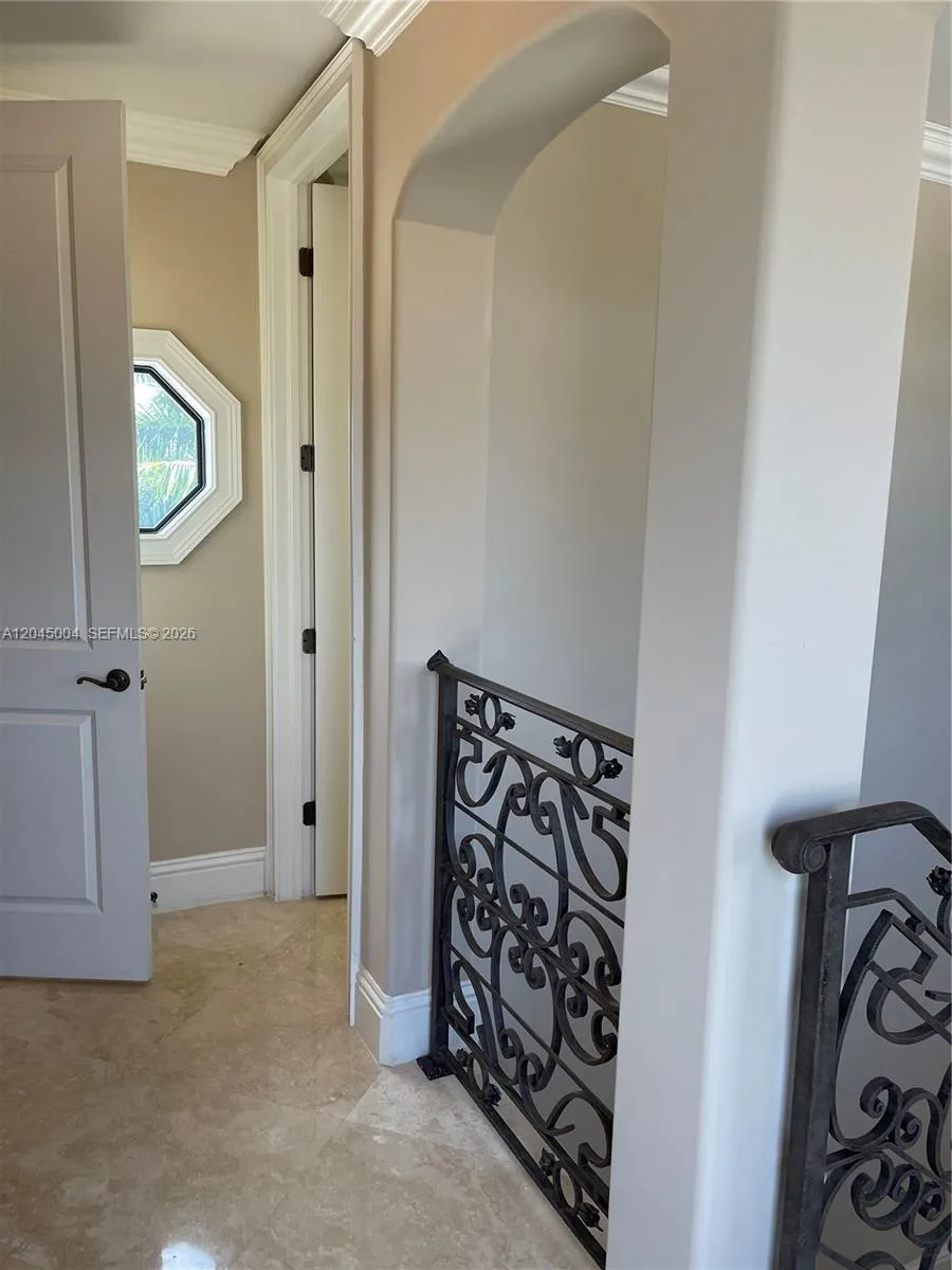 6230 Paradise Point Dr #6230 Palmetto Bay, FL 33157
