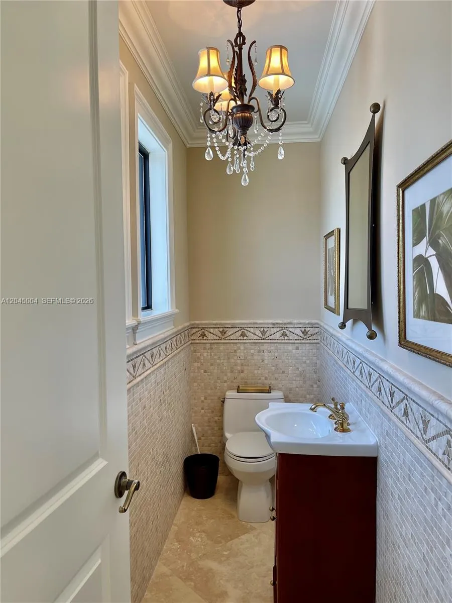 6230 Paradise Point Dr #6230 Palmetto Bay, FL 33157