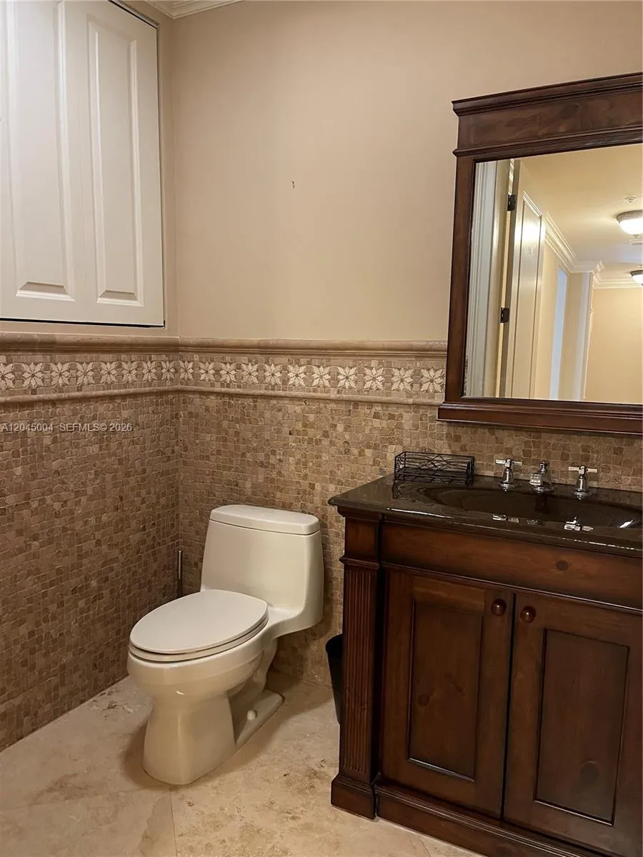 6230 Paradise Point Dr #6230 Palmetto Bay, FL 33157