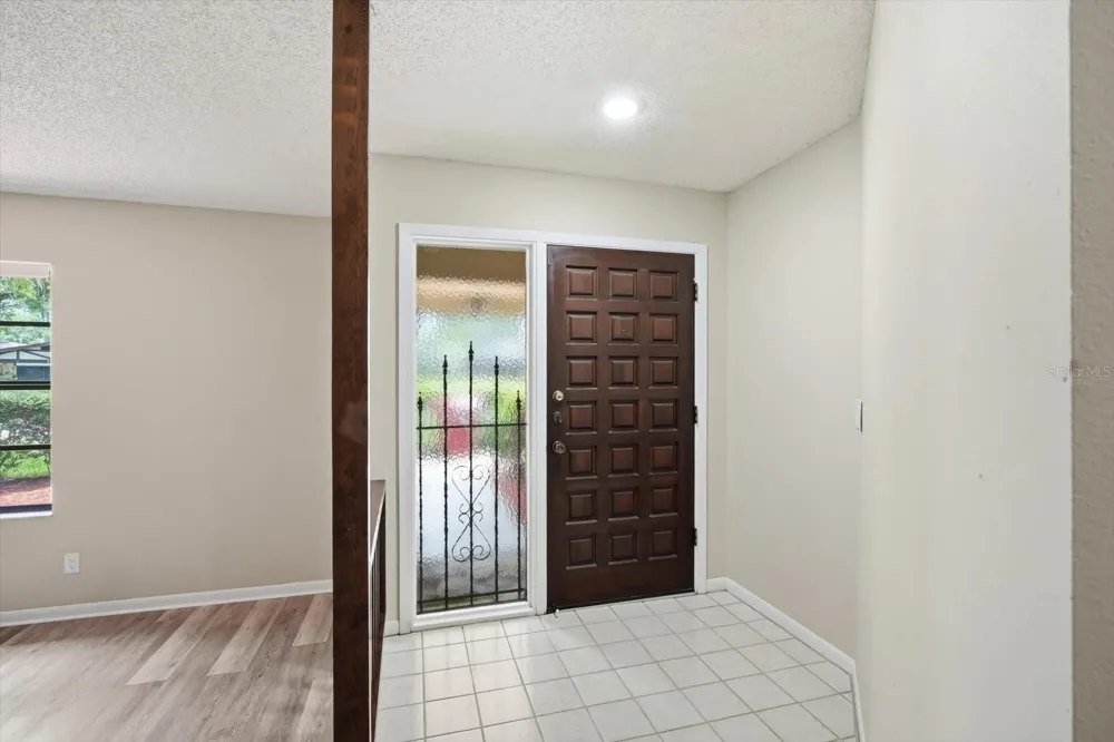 1405 LAUREL COURT Plant City, FL 33563