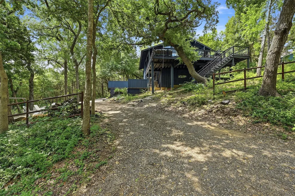 130 Spanish Trail Pottsboro, TX 75076